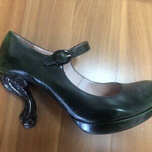 John Fluevog Queen Transcendent Elizabeth heels black/green size 10
